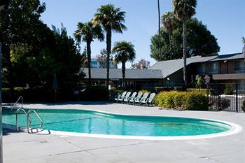 Vagabond Motel 2*